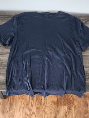 Lahgo Men's Organic Pima Easy Crewneck T-Shirt - Navy